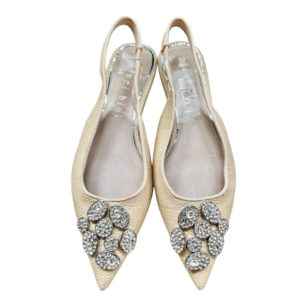Gianni Bini Cream Flats with Crystal Embellishments sz 6 nwob
